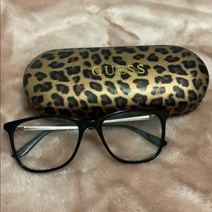 Guess Eyeglasses 🖤